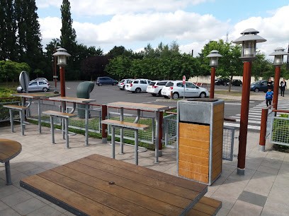 McDonald's, Restaurant à Douai