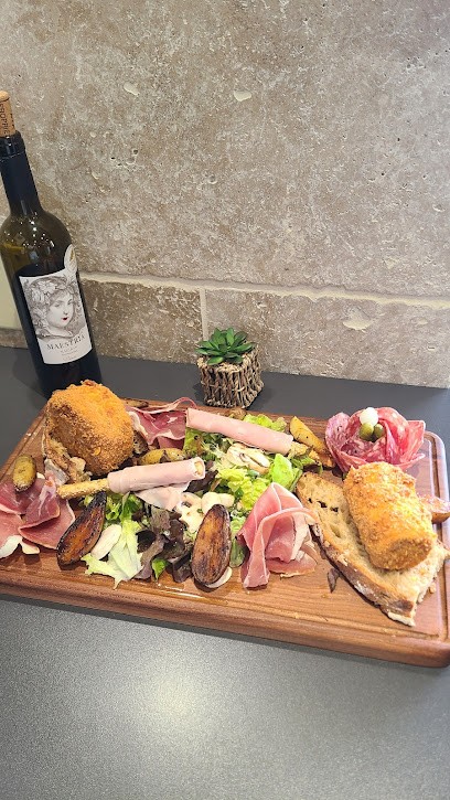 Restaurant le XIVème, Père et fils, Restaurant à Mauvezin