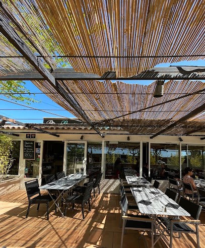 Les Braises Rouges, Restaurant à Saint-Cannat