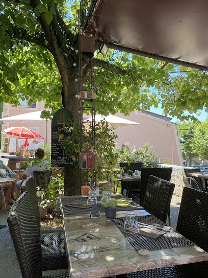 Elise Et Moi, Restaurant à Aiguines