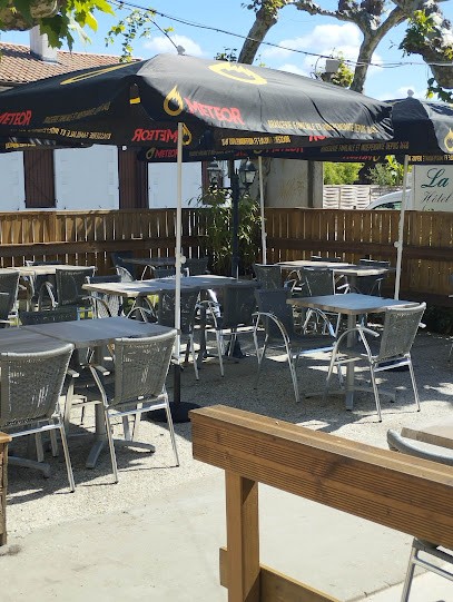 La Tonnelle, hotel restaurant, Restaurant à Mios