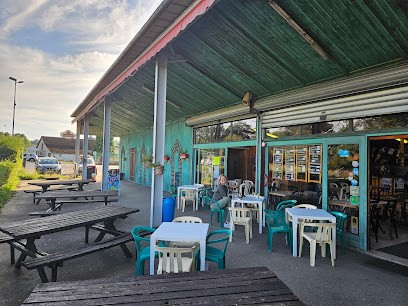 Brasserie, Restaurant à Magnac-Bourg