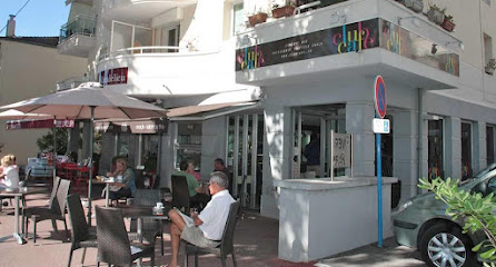 Club Café Restaurant à Mandelieu-la-Napoule