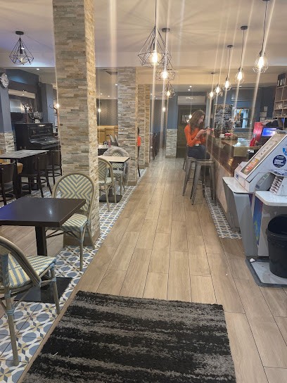 Bistrot 13, Restaurant à Livry-Gargan