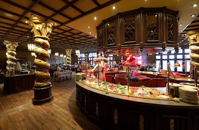 The 2 Crowns, Restaurant aux Epesses