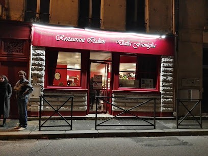 Restaurant Italien Dalla Famiglia, Restaurant à Mantes-la-Jolie