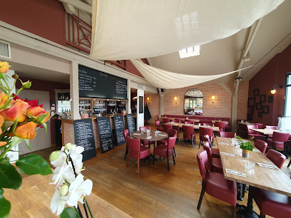 De Loire & D'ailleurs Restaurant à Gennes-Val-de-Loire