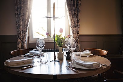 Restaurant La Table - Maison Lobies, Restaurant à Chevannes