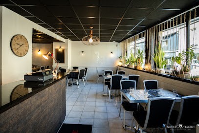 Crêperie La Gourmandise, Restaurant à Maen Roch