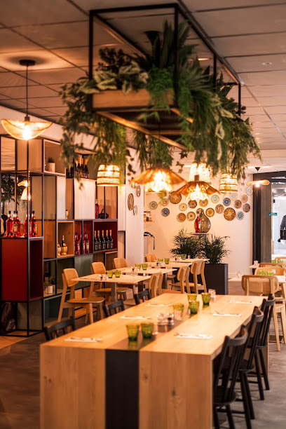 Enza Famiglia - La Défense Restaurant à Puteaux