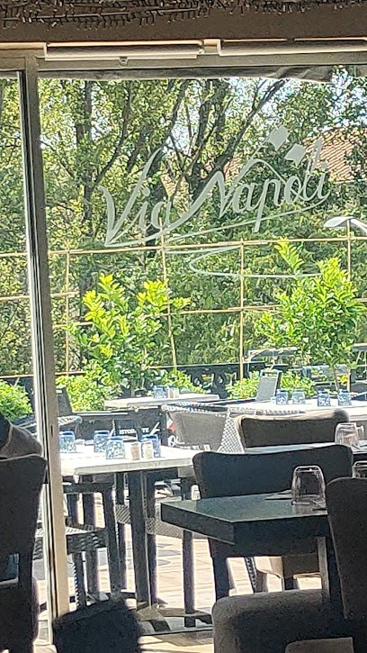 Via Napoli, Restaurant à Marignane