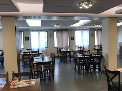 Aux portes du quercy de la boucherie à l'assiette, Restaurant à Meauzac