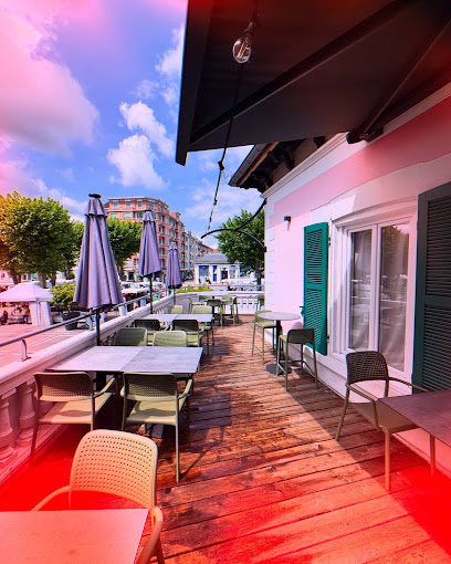Restaurant Le Repaire/Rooftop Restaurant à Voiron