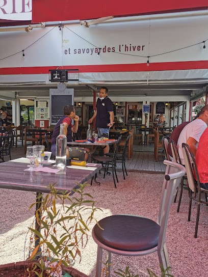 La Plancha Brasserie Des Sports, Restaurant à Noves