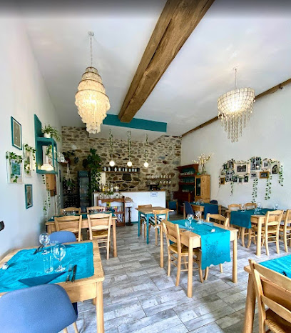 L'esprit De Famille Restaurant à Villefranche-de-Panat