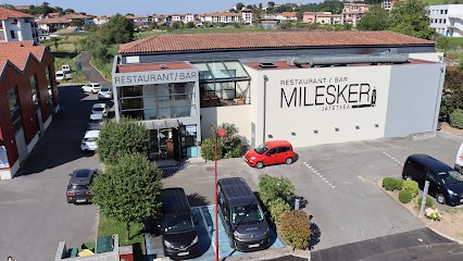 Milesker Restaurant / Bar, Restaurant à Urrugne