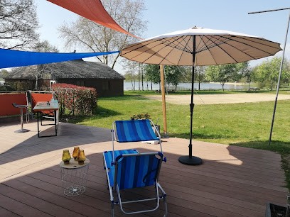 La belle vie guinguette (vacances du 6 oct au 6 nov. 2024), Restaurant à Saint-Denis-du-Maine