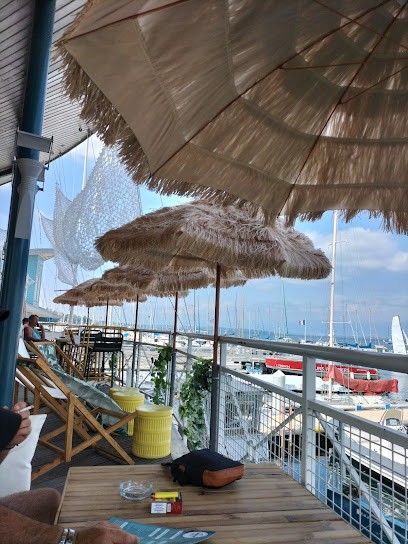La Cabane Du Général Yaut' Sushi Bar, Restaurant à Thonon-les-Bains