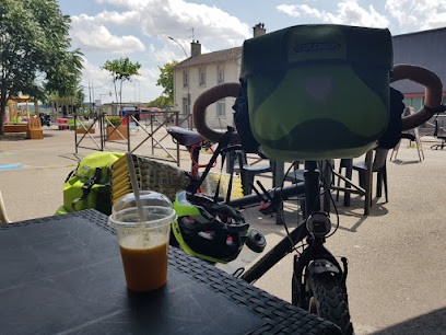 Eat Station Gourmet, Restaurant à Mantes-la-Jolie