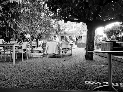 Restaurant La Récréation, Restaurant aux Arques