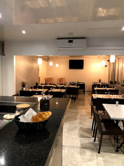 Restaurant Le Relais Des Pins, Restaurant à Rognac