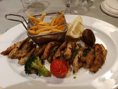 Blanc Barras Danielle, Restaurant à Publier