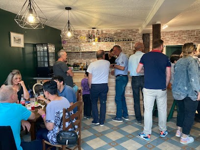 Aux Échelles Bleues, Restaurant à Villemurlin