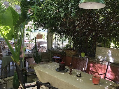 Auberge La Tuilerie au Domaine Grand-Père Jules, Restaurant à Violès