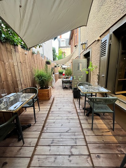 Le 9 Resto Bistro, Restaurant à Royat