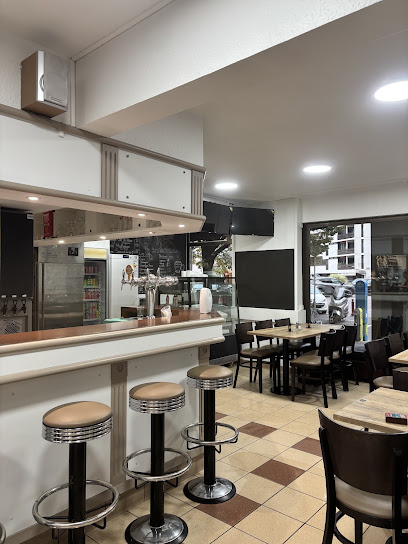 Restaurant - La Lune Restaurant à Thonon-les-Bains