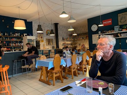 La Guinguette De Sault, Chez Lucie Et Antoine, Restaurant à Roquefort-de-Sault