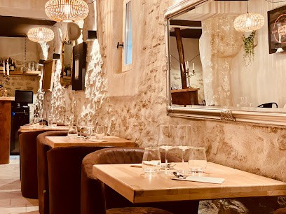Restaurant La Confidence, Restaurant à L'Isle-sur-la-Sorgue