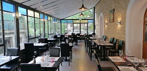 Restaurant Pétrarque et Laure, Restaurant à Fontaine-de-Vaucluse