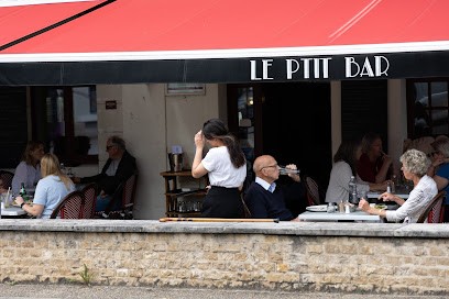 Le P'tit Bar de Mestré, Restaurant à Montsoreau