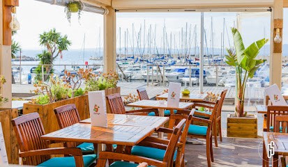Le Flamingo - L'Ecailler Du Port, Restaurant à Carqueiranne