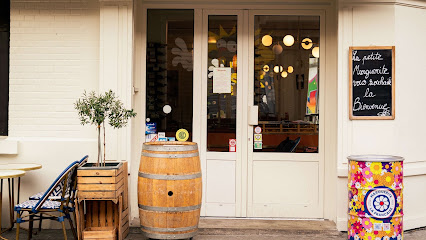 La Petite Marguerite . Bouillon Des Puces Restaurant à Saint-Ouen-sur-Seine