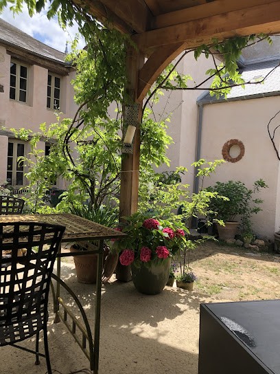 Le Jardin Du Bardadô, Restaurant à Saint-Sauveur-en-Puisaye