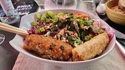 Koyal, Restaurant aux Vans