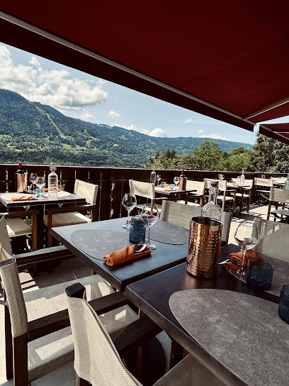 L'ours Bleu Restaurant Restaurant à Samoëns