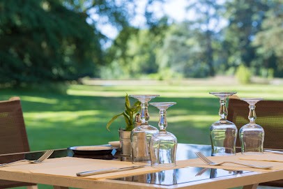 Restaurant Du Golf Des Yvelines, Restaurant à La Queue-les-Yvelines