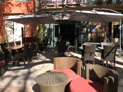 Restaurant La Place, Restaurant à Villecroze