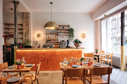 Sama Bistro Restaurant à Paris 11