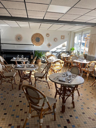 Auberge du Lamaron, Restaurant à Durdat-Larequille