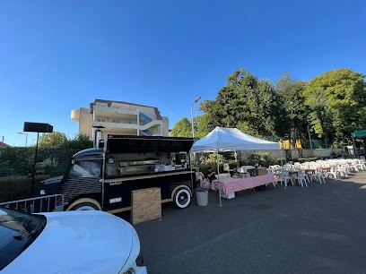 L’H Tes Sens, Pizzas De Terroir Au Feu De Bois, Restaurant à Jouy-Mauvoisin