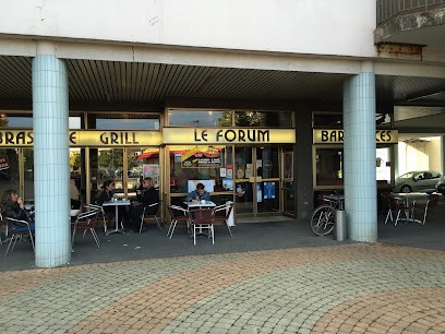 Le Forum, Restaurant à Houilles