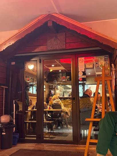 Au Refuge, Restaurant à Saint-Étienne-de-Tinée