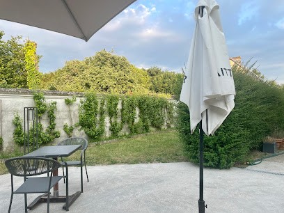 Le Barilois, Restaurant aux Barils