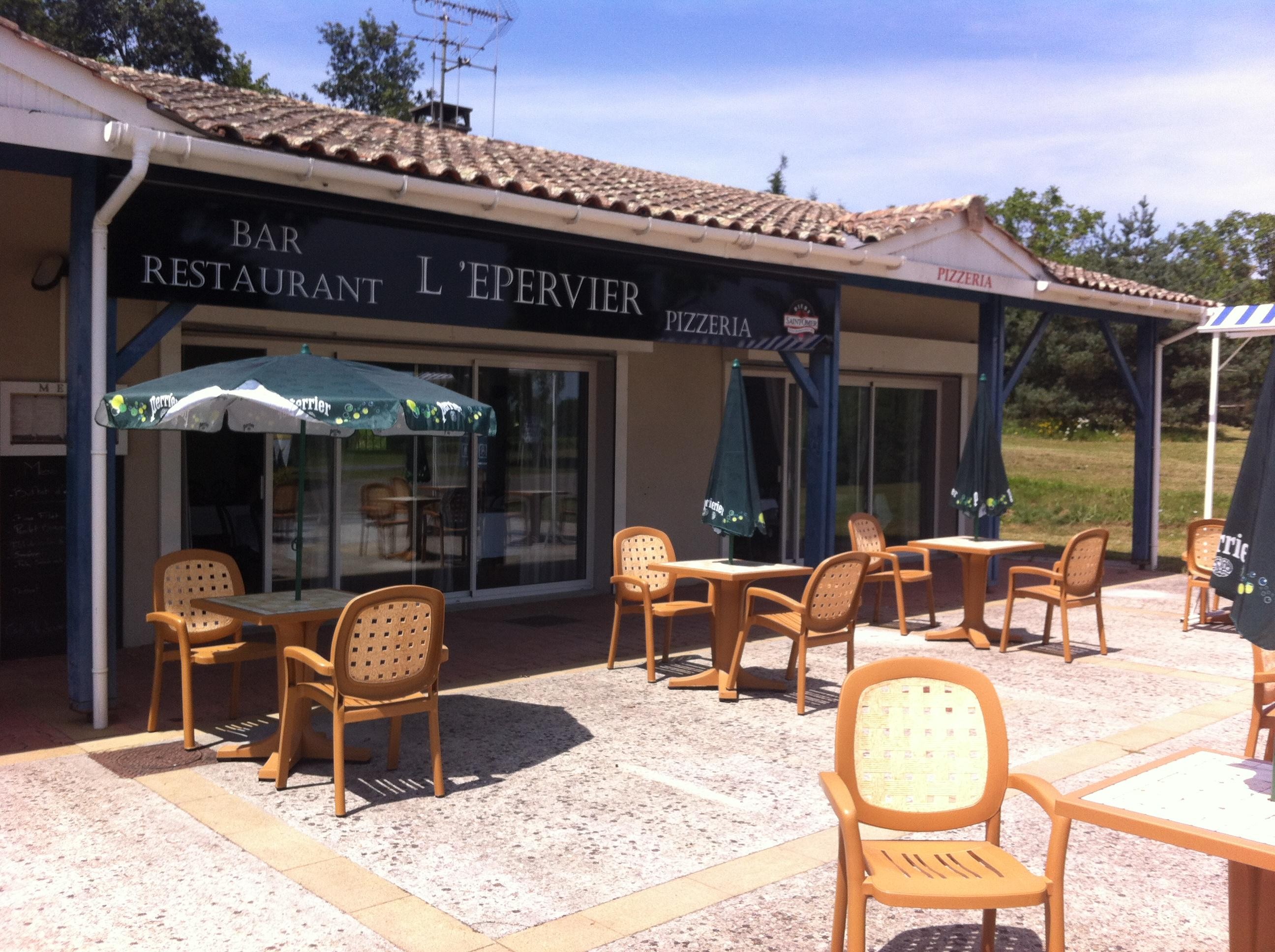 Restaurant sparrow hawk hot iron, Restaurant à Braud-et-Saint-Louis