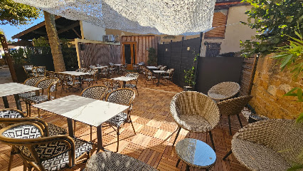 Authentik Saveurs Restaurant à Porte des Pierres Dorées