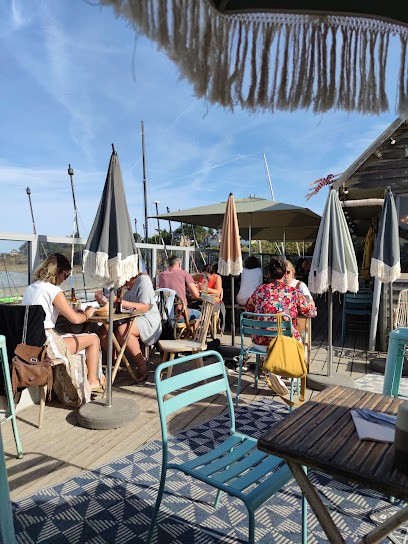 Les sardines à la plage, Restaurant à Lancieux